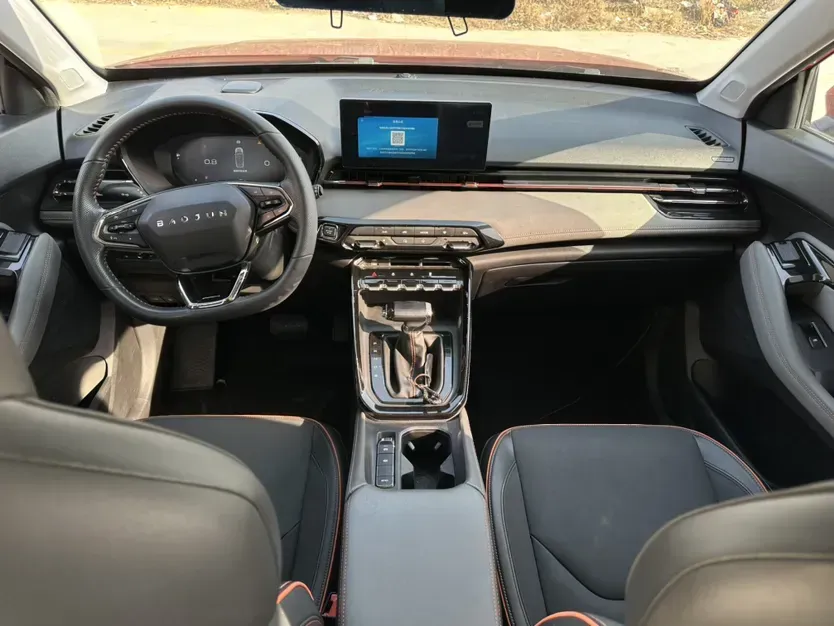 2020 BaoJun RS-3 1.5L 105HP L4 CVT,autocango,china used car exporter,china ev exporter,chinese used car exporter,chinese used ev exporter