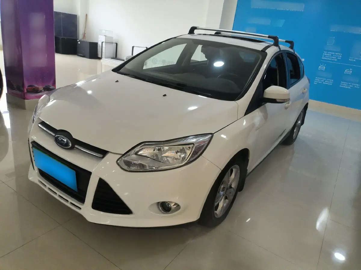 2012 Ford Focus 1.6L 125HP L4 6DCT