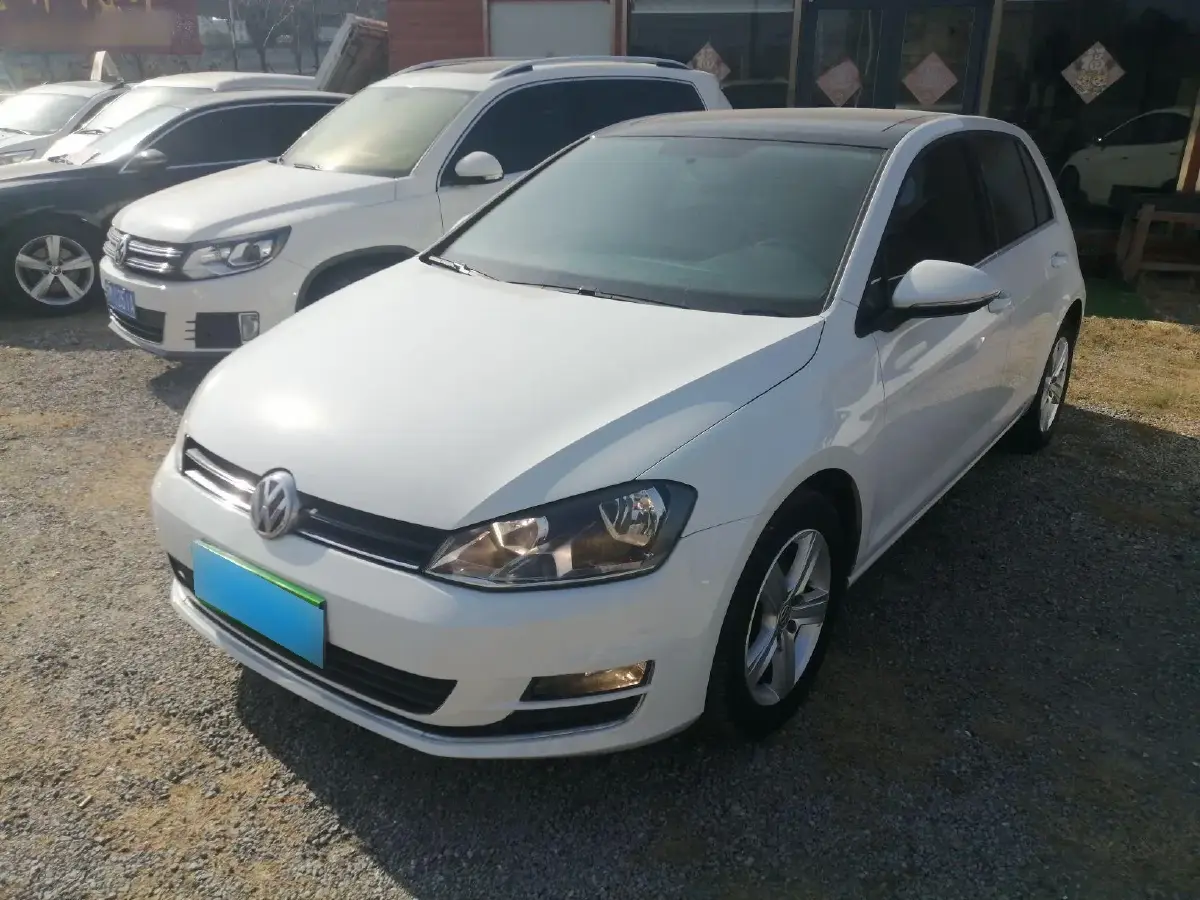 2015 Volkswagen Golf 1.4T 131HP L4 7DCT