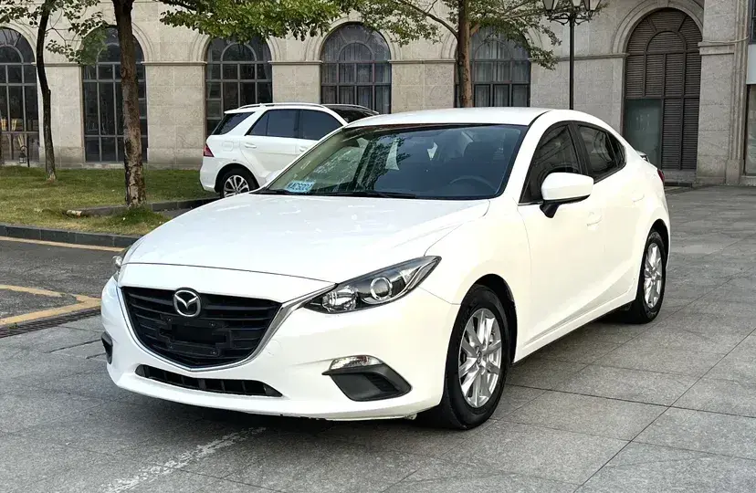 2014 Mazda 3 Axela 1.5L 117HP L4 6AT