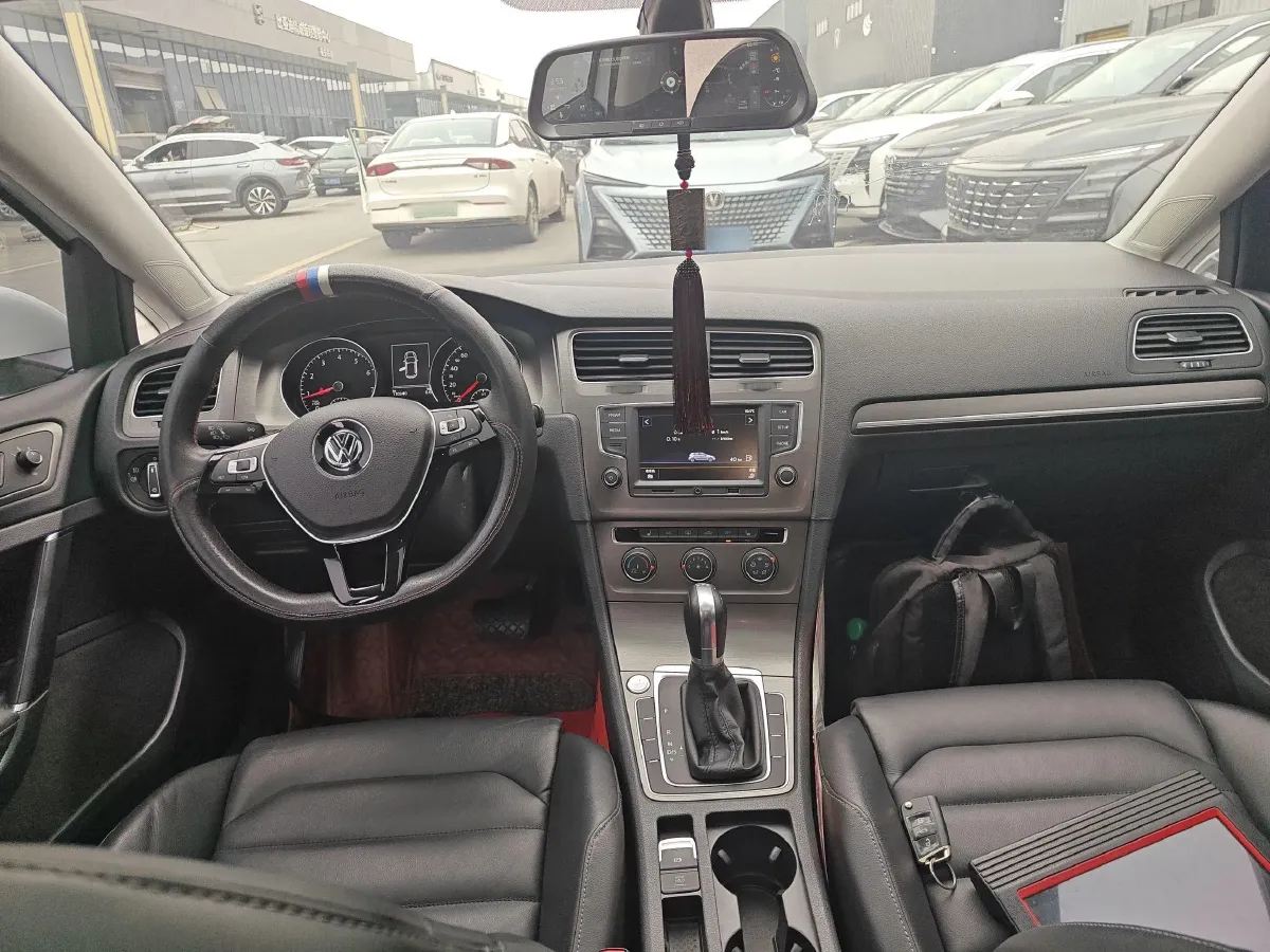 2016 Volkswagen Golf 1.4T 131HP L4 7DCT,autocango,china used car exporter,china ev exporter,chinese used car exporter,chinese used ev exporter