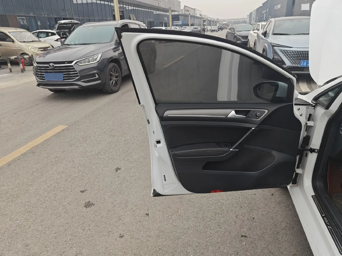 2016 Volkswagen Golf 1.4T 131HP L4 7DCT,autocango,china used car exporter,china ev exporter,chinese used car exporter,chinese used ev exporter