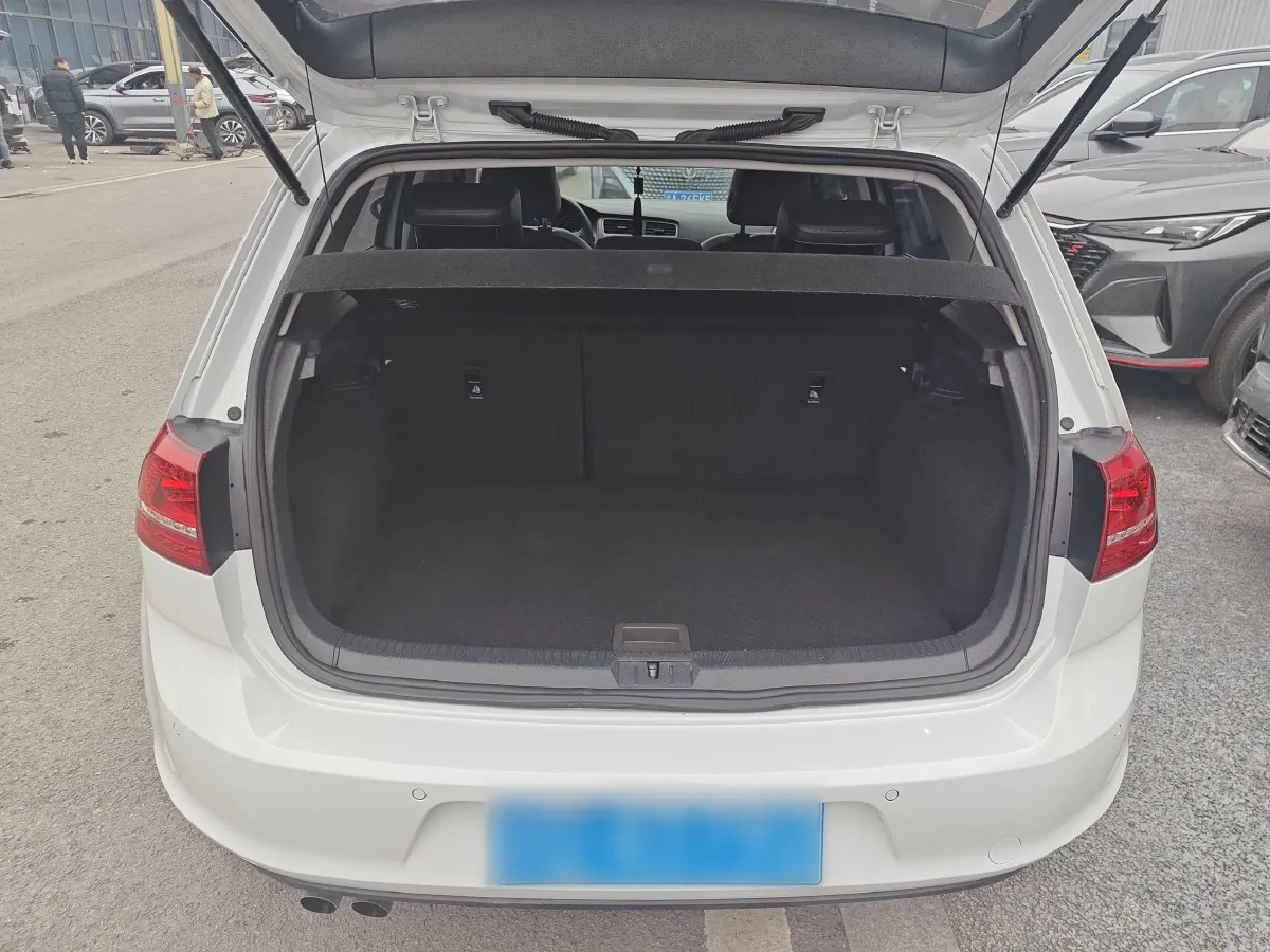 2016 Volkswagen Golf 1.4T 131HP L4 7DCT,autocango,china used car exporter,china ev exporter,chinese used car exporter,chinese used ev exporter