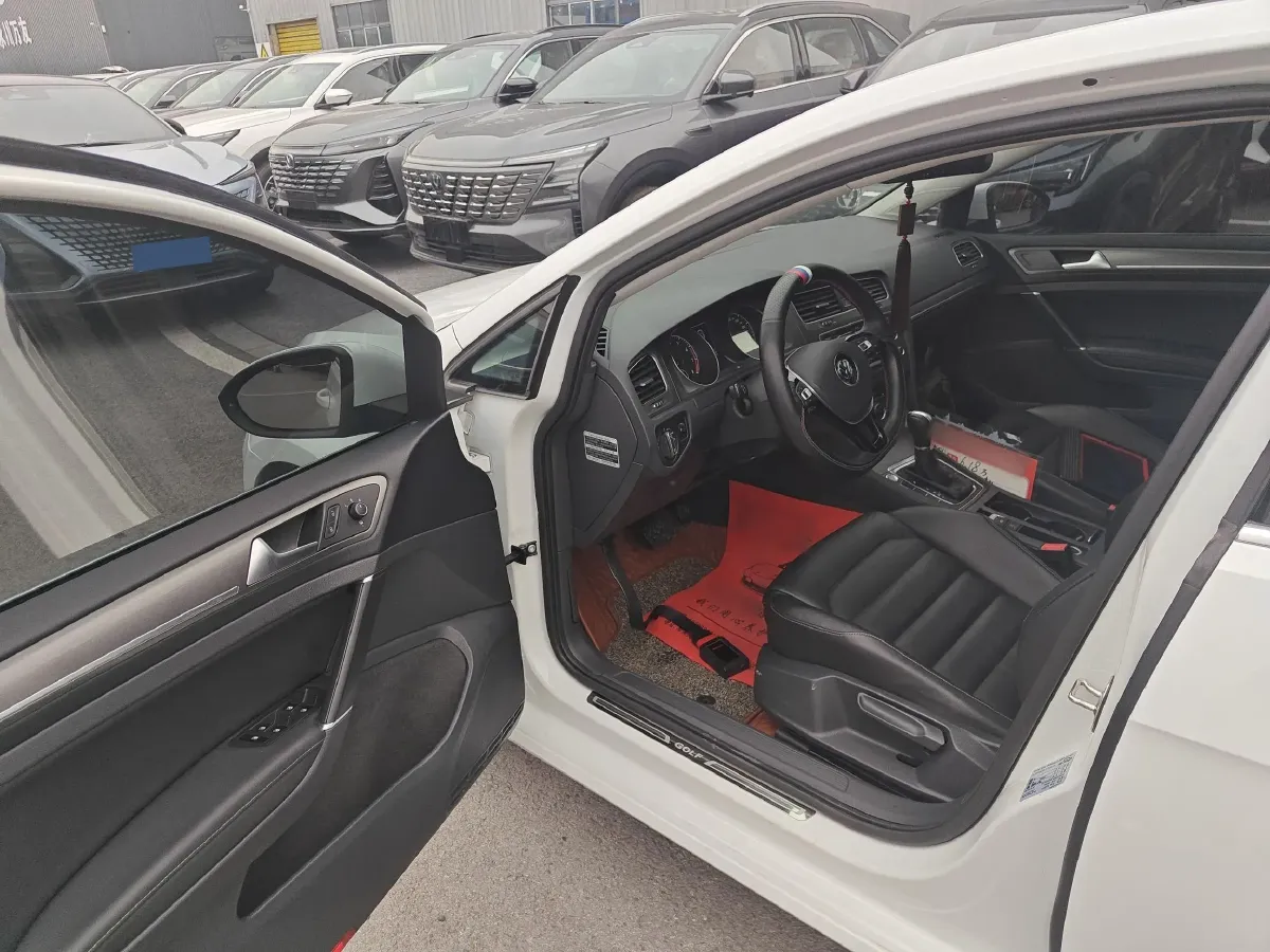 2016 Volkswagen Golf 1.4T 131HP L4 7DCT,autocango,china used car exporter,china ev exporter,chinese used car exporter,chinese used ev exporter