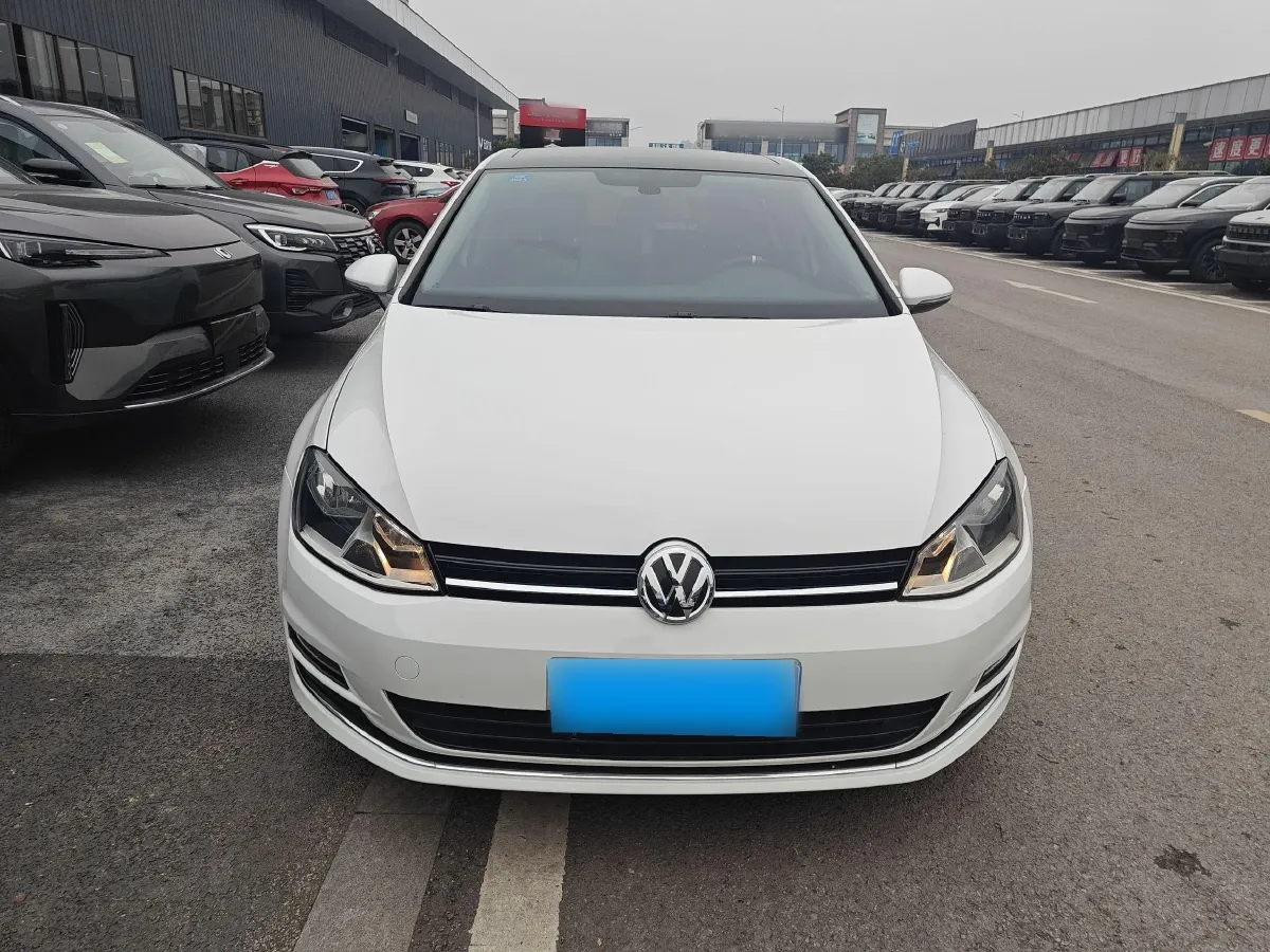 2016 Volkswagen Golf 1.4T 131HP L4 7DCT,autocango,china used car exporter,china ev exporter,chinese used car exporter,chinese used ev exporter