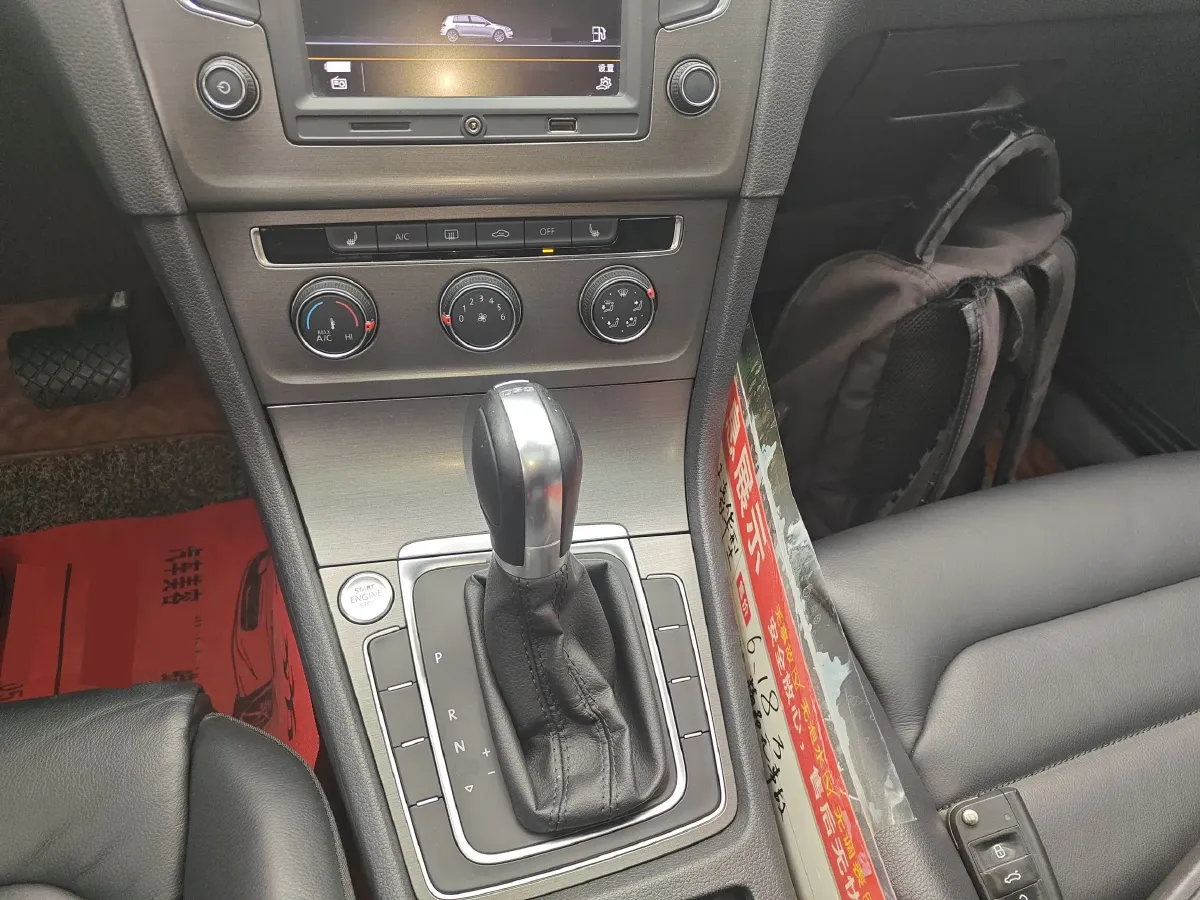 2016 Volkswagen Golf 1.4T 131HP L4 7DCT,autocango,china used car exporter,china ev exporter,chinese used car exporter,chinese used ev exporter