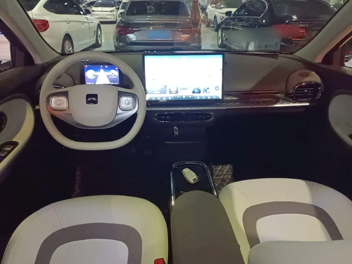 2023 JAC EV YiWei 3 BEV 51.5KWH,autocango,china used car exporter,china ev exporter,chinese used car exporter,chinese used ev exporter