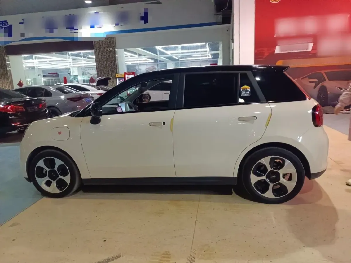 2023 JAC EV YiWei 3 BEV 51.5KWH,autocango,china used car exporter,china ev exporter,chinese used car exporter,chinese used ev exporter