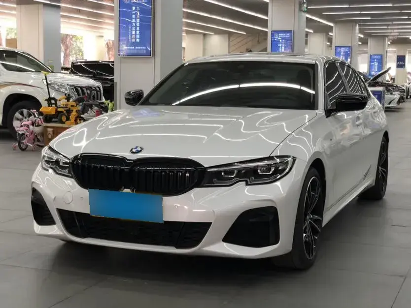 2022 BMW 3 Series 2.0T 184HP L4 8AT