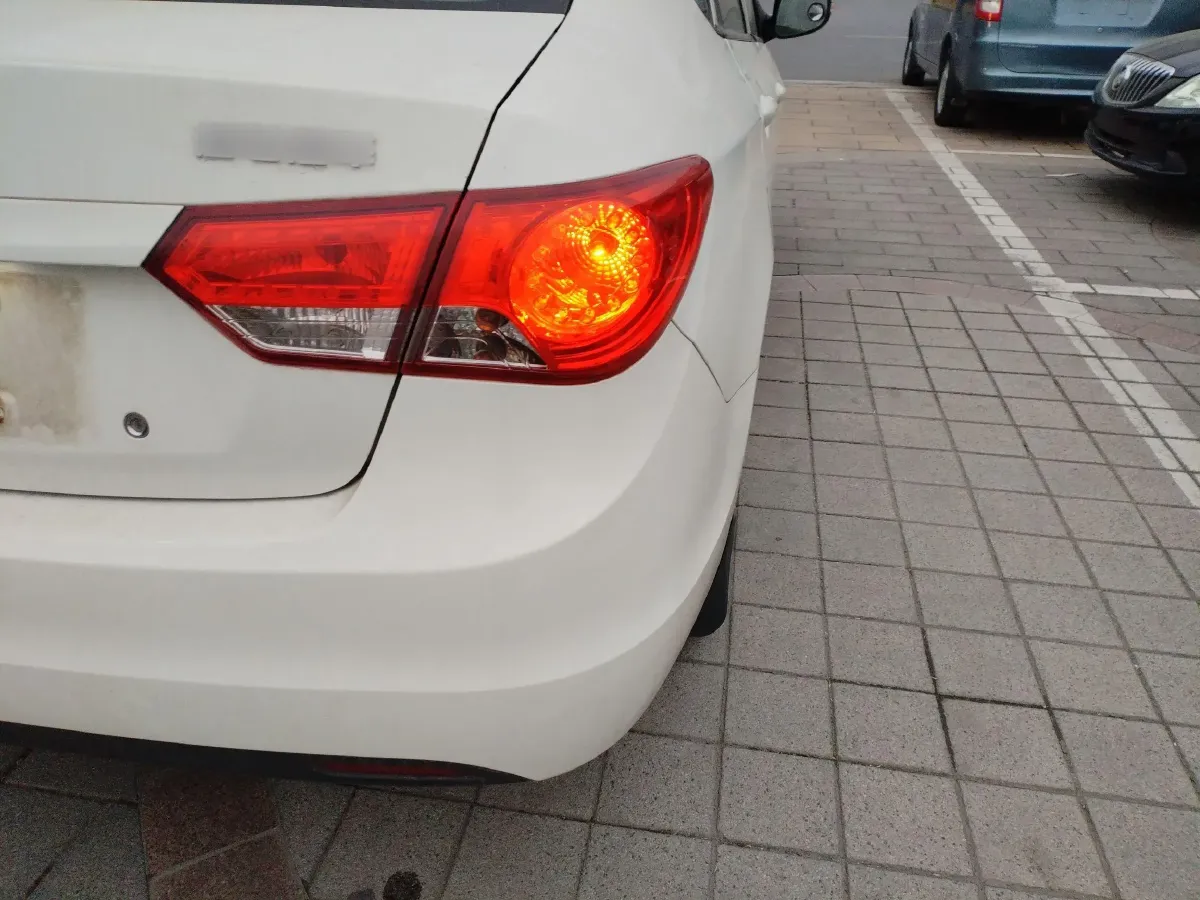 2015 HaiMa M3 1.5L 112HP L4 5MT,autocango,china used car exporter,china ev exporter,chinese used car exporter,chinese used ev exporter