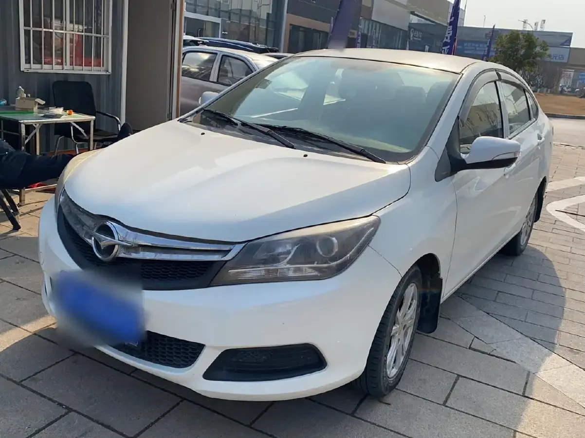 2015 HaiMa M3 1.5L 112HP L4 5MT