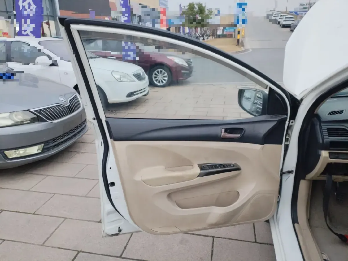 2015 HaiMa M3 1.5L 112HP L4 5MT,autocango,china used car exporter,china ev exporter,chinese used car exporter,chinese used ev exporter