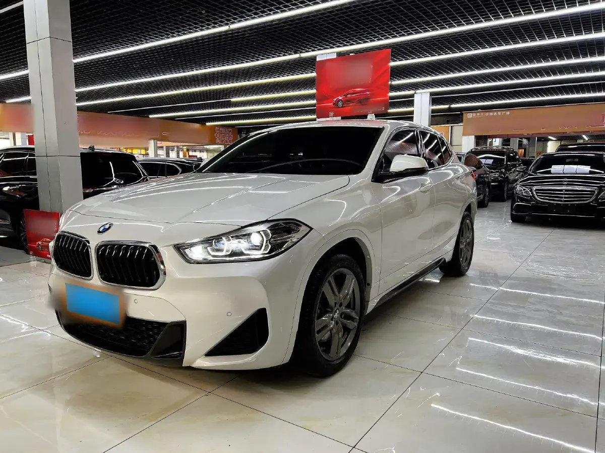 2022 BMW X2 2.0T 192HP L4 7DCT
