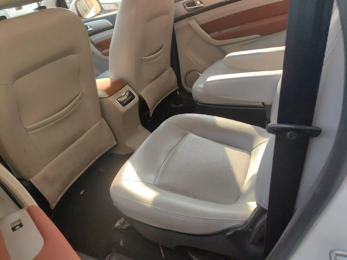 2016 BAIC Hyosow H3 1.5L 114HP L4 5MT,autocango,china used car exporter,china ev exporter,chinese used car exporter,chinese used ev exporter