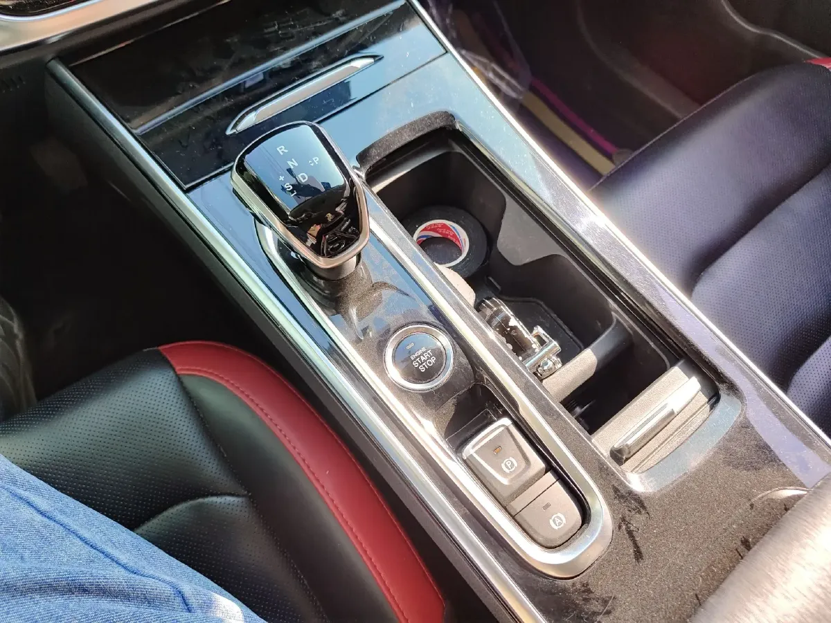 2021 Sehol X8 1.5T 184HP L4 6DCT,autocango,china used car exporter,china ev exporter,chinese used car exporter,chinese used ev exporter