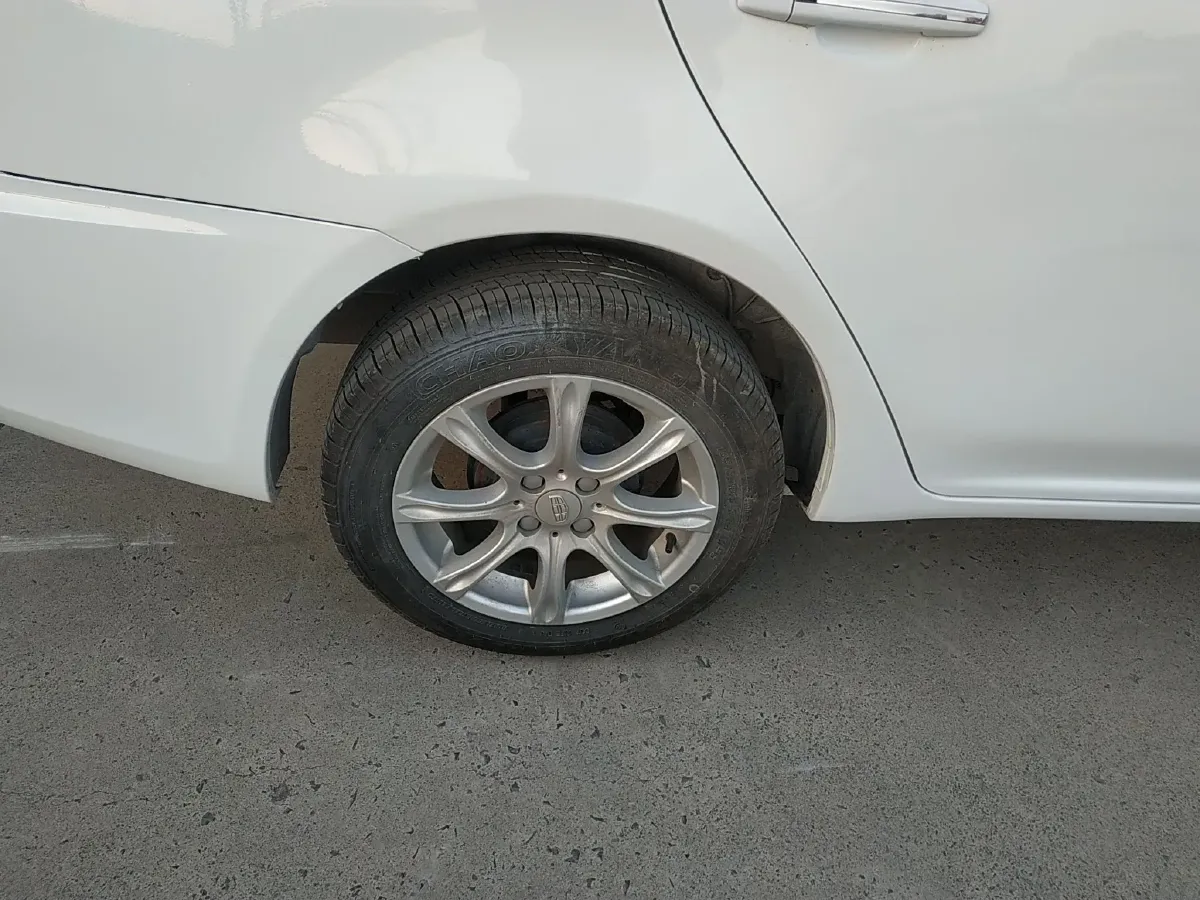 2016 Geely KingKong 1.5L 102HP L4 5MT,autocango,china used car exporter,china ev exporter,chinese used car exporter,chinese used ev exporter