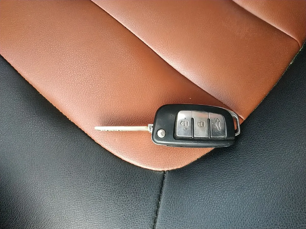 2016 Geely KingKong 1.5L 102HP L4 5MT,autocango,china used car exporter,china ev exporter,chinese used car exporter,chinese used ev exporter