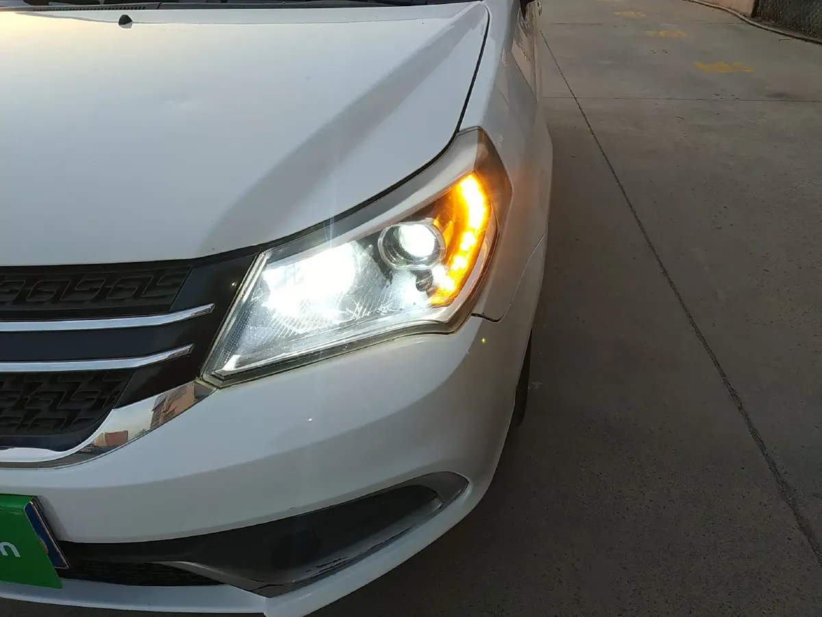 2016 Geely KingKong 1.5L 102HP L4 5MT,autocango,china used car exporter,china ev exporter,chinese used car exporter,chinese used ev exporter