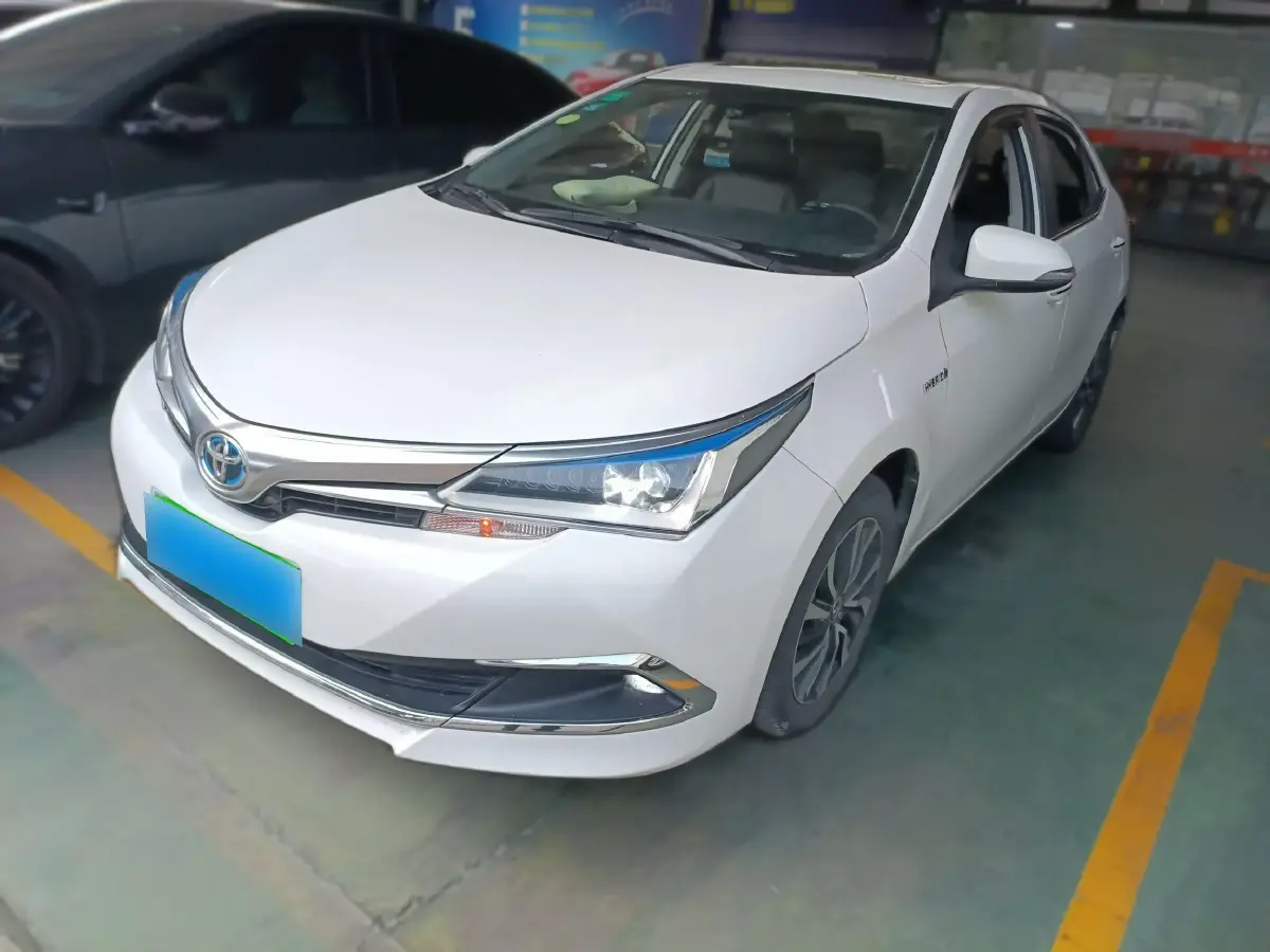 2016 Toyota Corolla 1.8L 99HP L4 E-CVT Hybrid