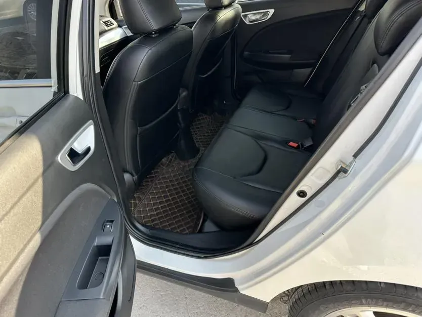 2016 FAW Jumpal D60 1.5L 102HP L4 5MT,autocango,china used car exporter,china ev exporter,chinese used car exporter,chinese used ev exporter