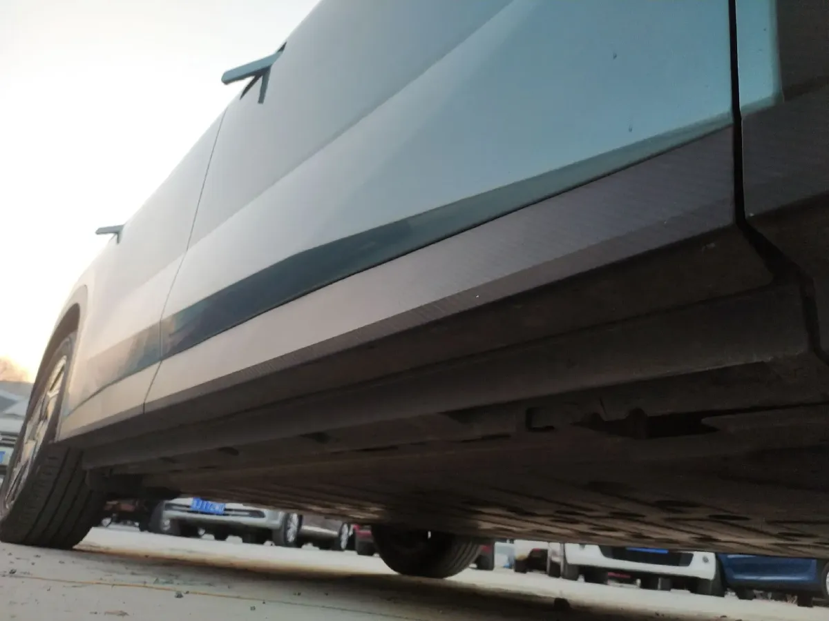 2023 Venucia VX6 BEV 62KWH,autocango,china used car exporter,china ev exporter,chinese used car exporter,chinese used ev exporter