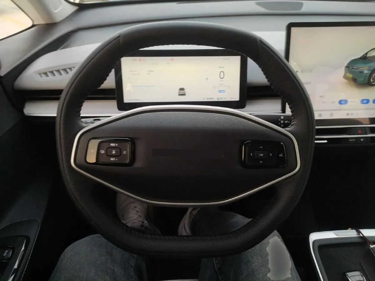 2023 Venucia VX6 BEV 62KWH,autocango,china used car exporter,china ev exporter,chinese used car exporter,chinese used ev exporter