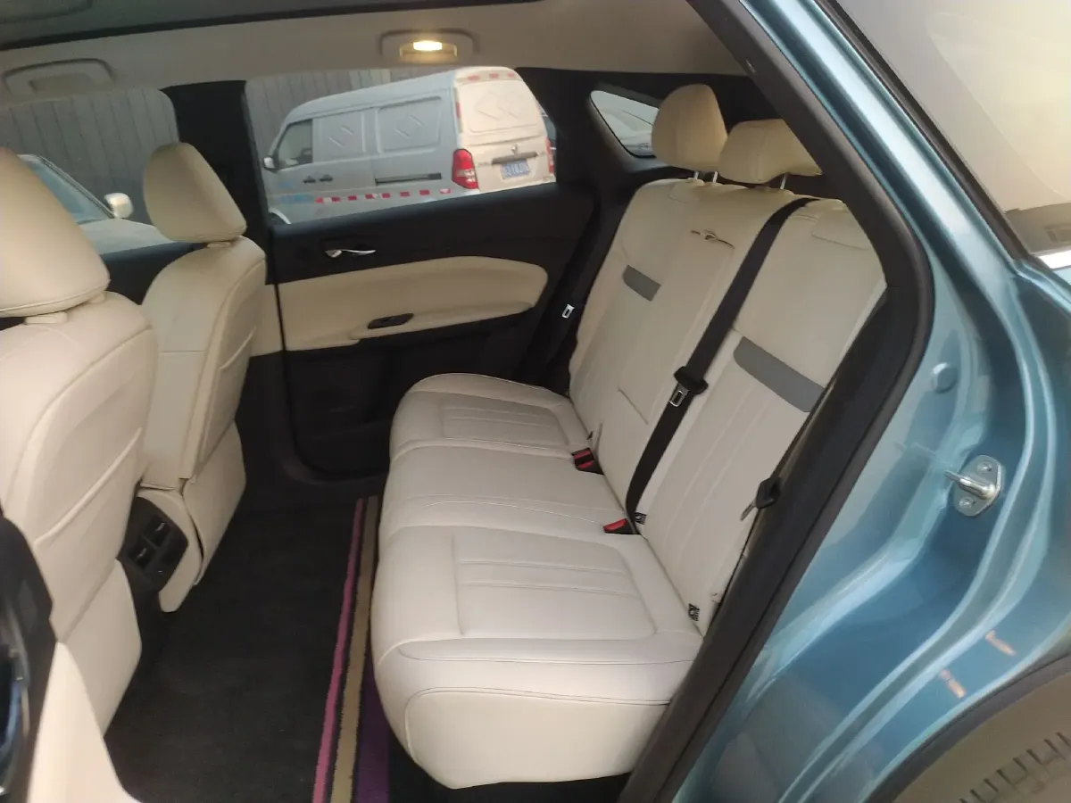 2023 Venucia VX6 BEV 62KWH,autocango,china used car exporter,china ev exporter,chinese used car exporter,chinese used ev exporter