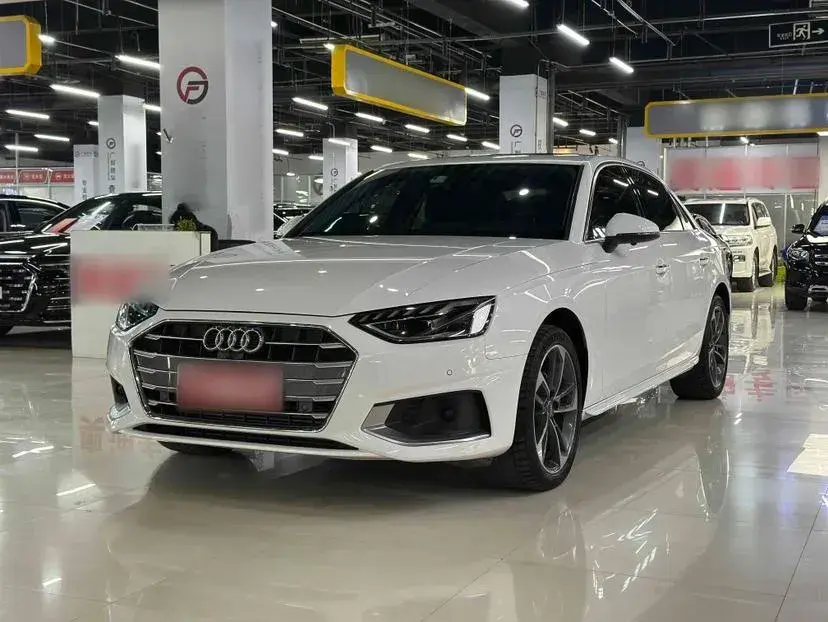 2020 Audi A4L 2.0T 190HP L4 7DCT