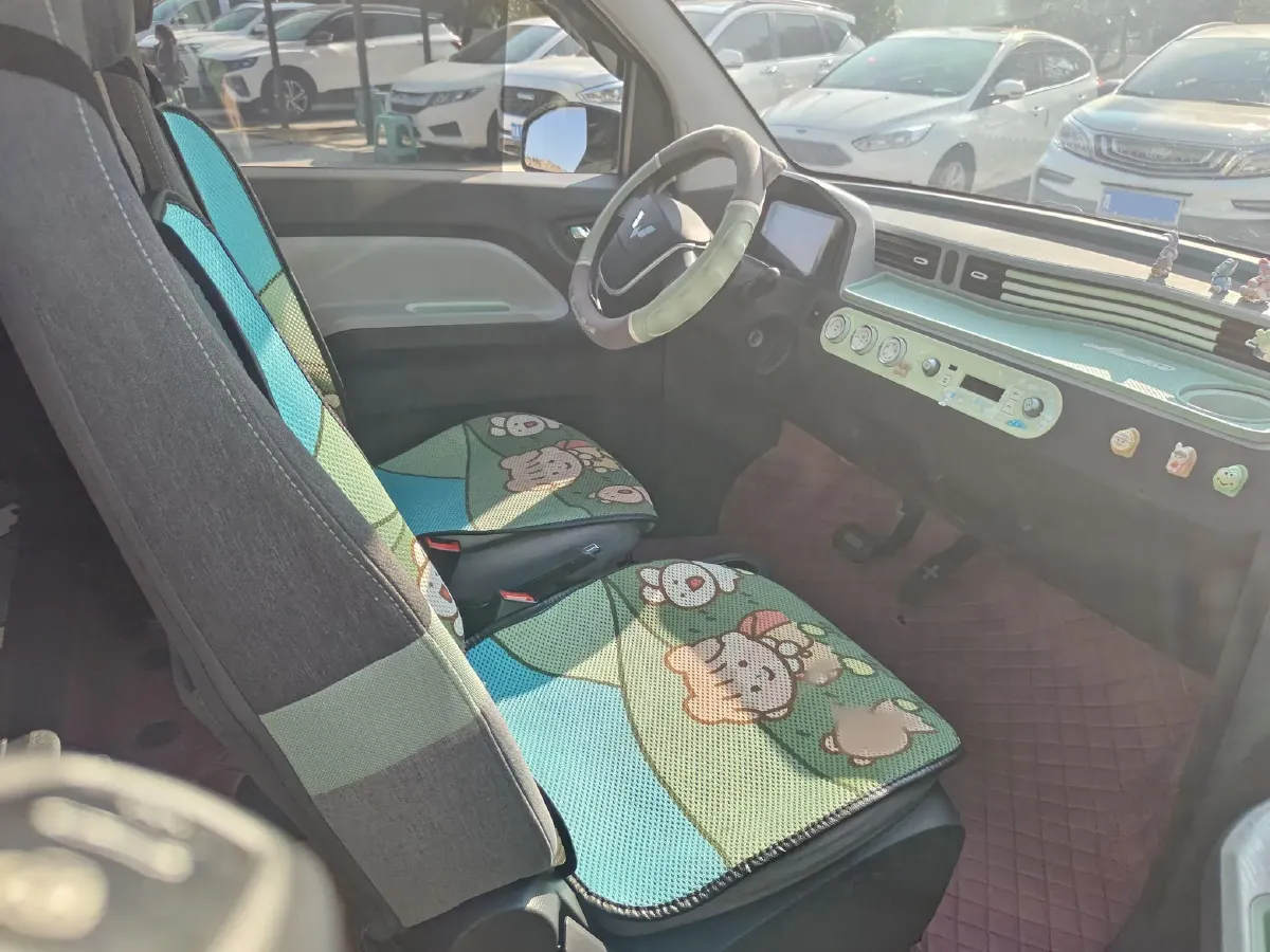 2021 WuLing HongGuang MINI EV BEV 9.3KWH,autocango,china used car exporter,china ev exporter,chinese used car exporter,chinese used ev exporter