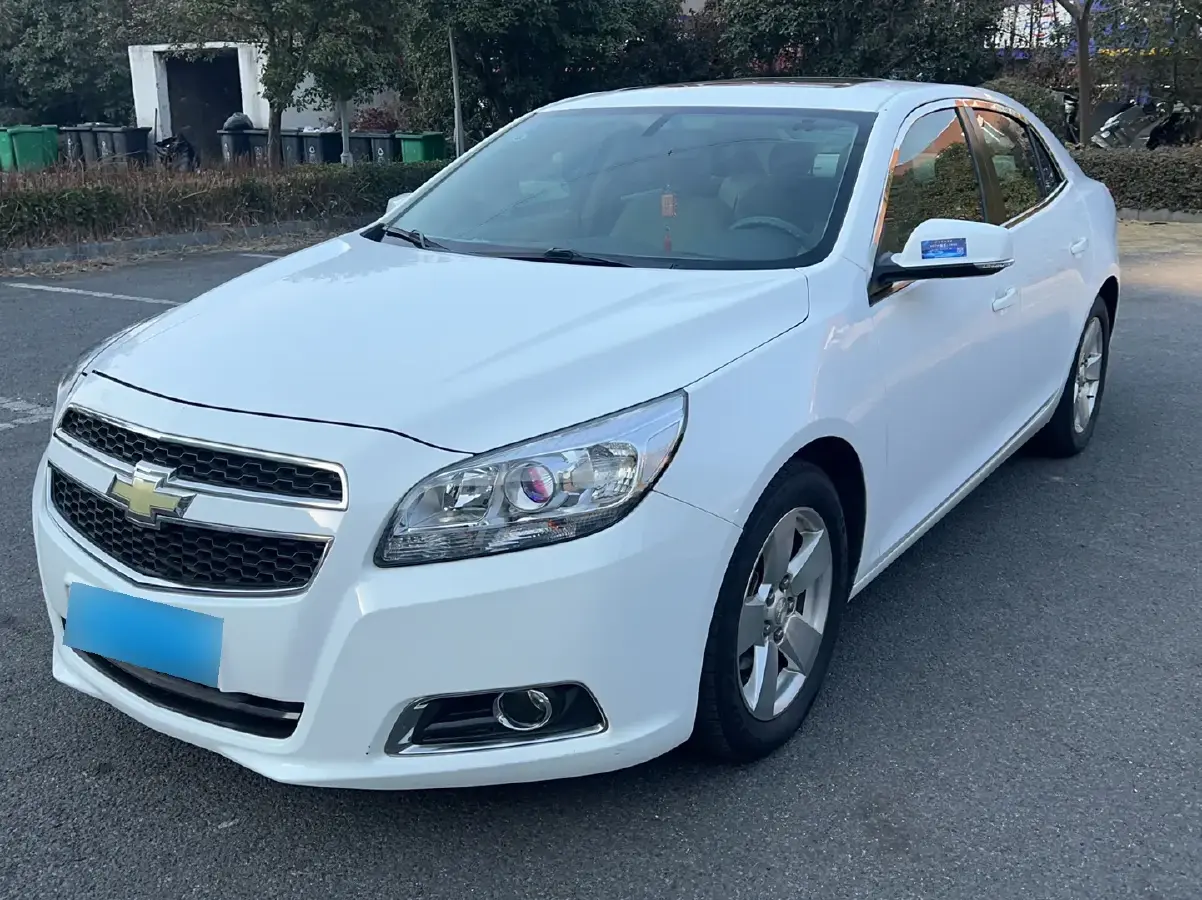2014 Chevrolet Malibu 2.0L 154HP L4 6AT