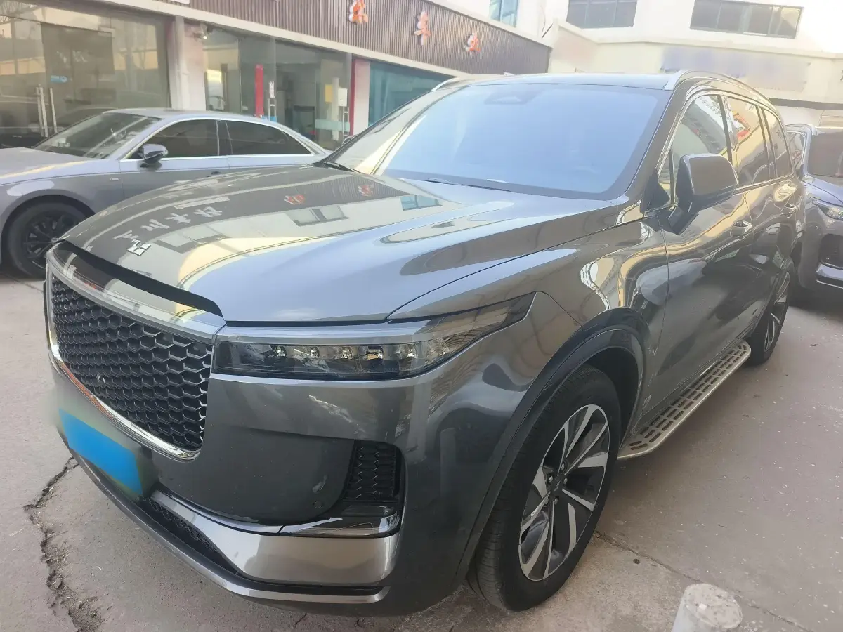 2021 Li ONE Range Extended 131HP REEV 40.5KWH