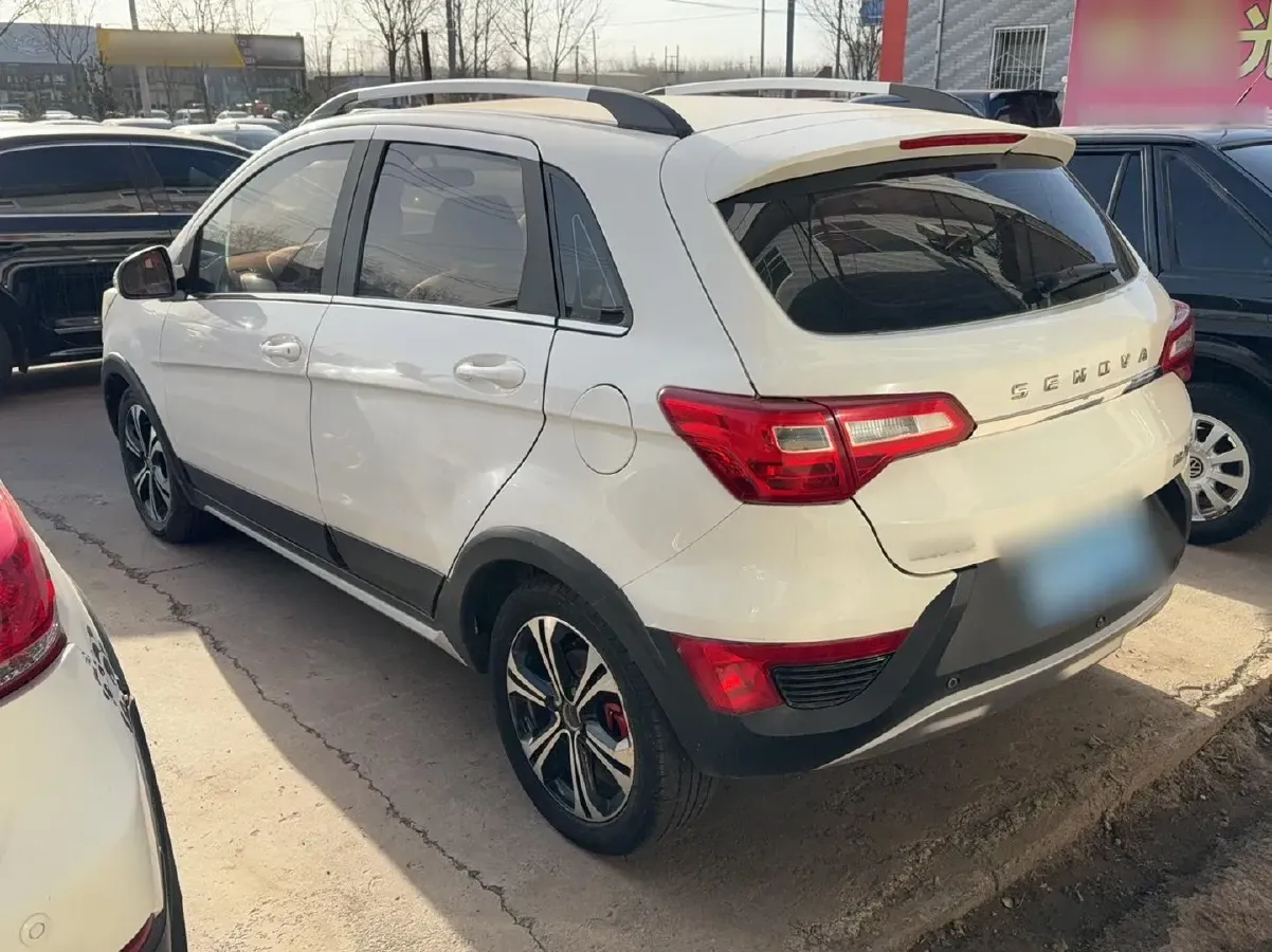 2015 BeiJing Auto Senova X25 1.5L 116HP L4 5MT,autocango,china used car exporter,china ev exporter,chinese used car exporter,chinese used ev exporter