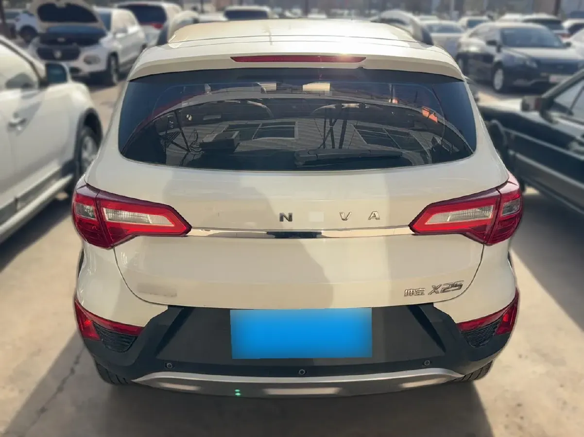 2015 BeiJing Auto Senova X25 1.5L 116HP L4 5MT,autocango,china used car exporter,china ev exporter,chinese used car exporter,chinese used ev exporter