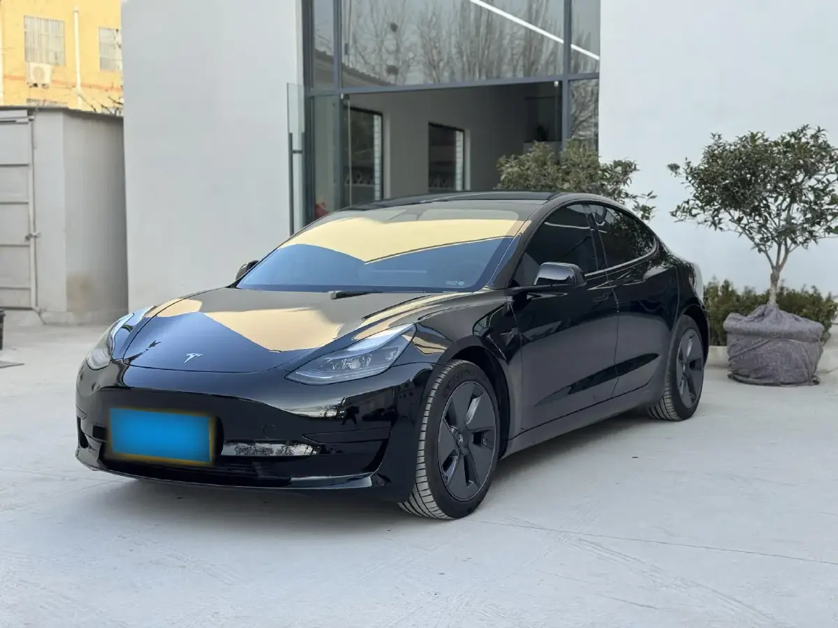 2022 Tesla Model 3 BEV 60KWH