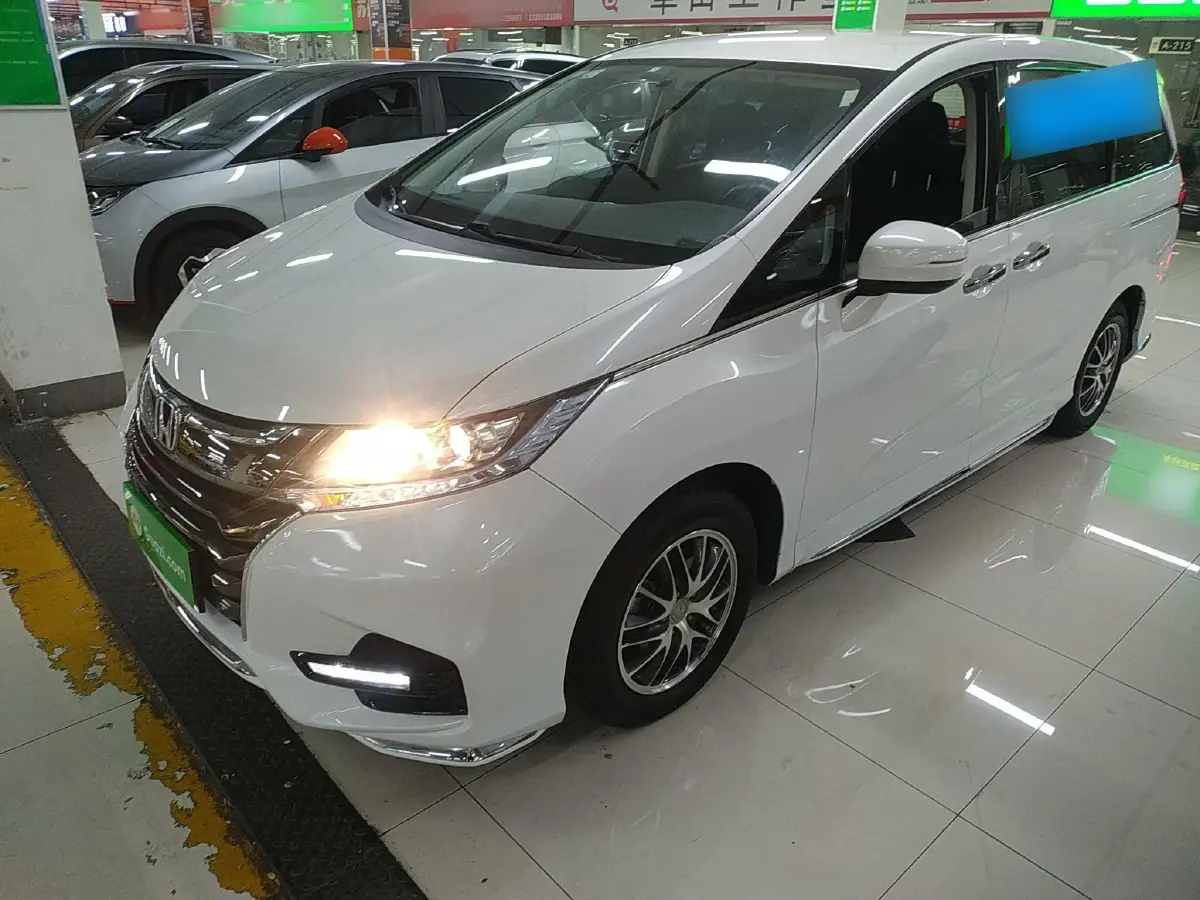 2021 Honda Odyssey 2.0L 146HP L4 E-CVT Hybrid