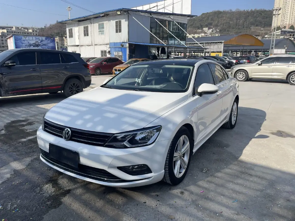 2017 Volkswagen Lamando 1.4T 150HP L4 7DCT
