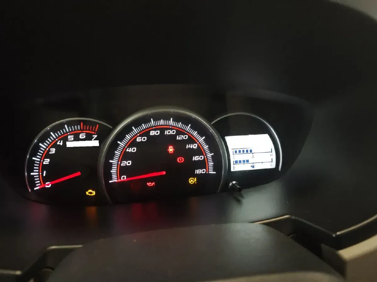 2013 ChangAn Oshan Eulove 1.2L 90HP L4 5MT,autocango,china used car exporter,china ev exporter,chinese used car exporter,chinese used ev exporter