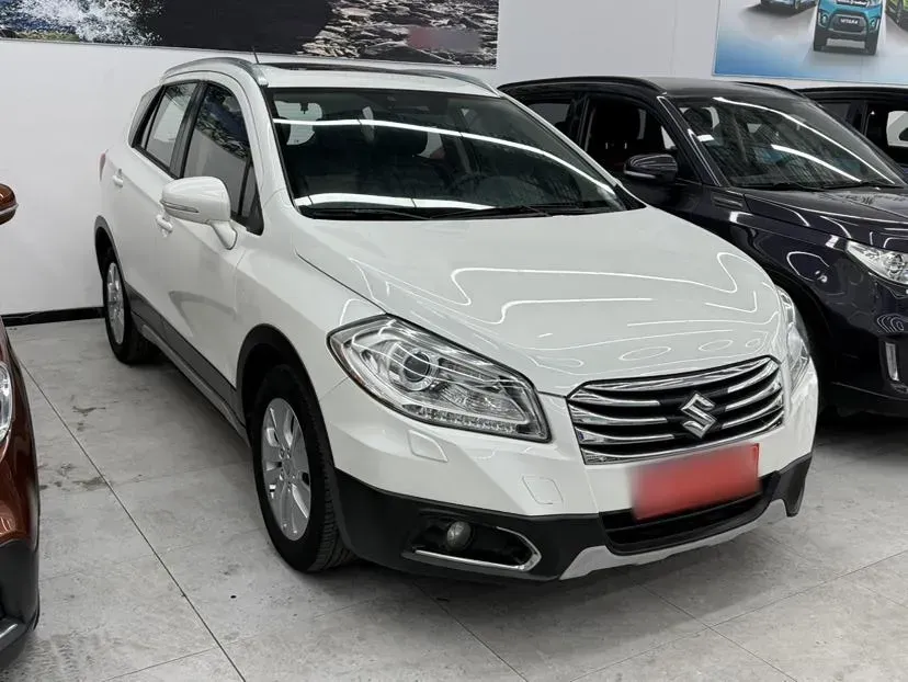 2014 Suzuki S-cross 1.6L 122HP L4 5MT,autocango,china used car exporter,china ev exporter,chinese used car exporter,chinese used ev exporter
