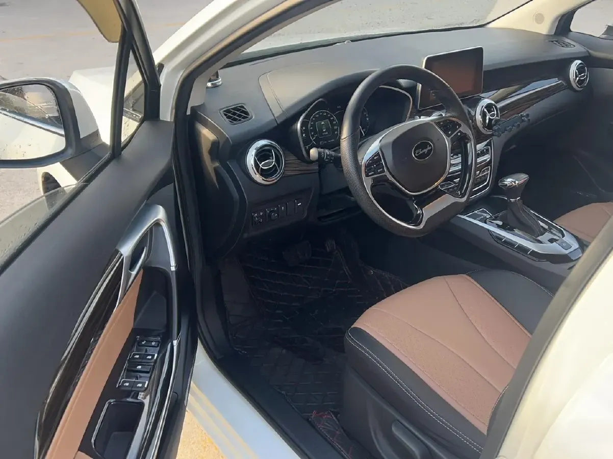 2018 BAIC ChangHe A6 1.5L 116HP L4 CVT,autocango,china used car exporter,china ev exporter,chinese used car exporter,chinese used ev exporter