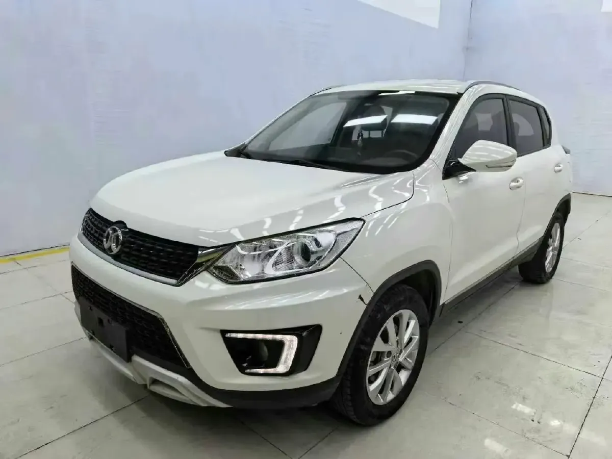 2016 BeiJing Auto Senova X35 1.5L 116HP L4 4AT,autocango,china used car exporter,china ev exporter,chinese used car exporter,chinese used ev exporter