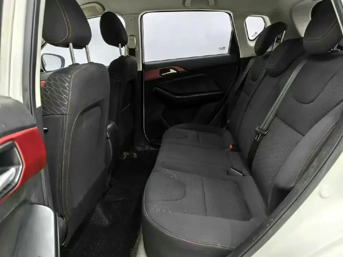 2016 BeiJing Auto Senova X35 1.5L 116HP L4 4AT,autocango,china used car exporter,china ev exporter,chinese used car exporter,chinese used ev exporter