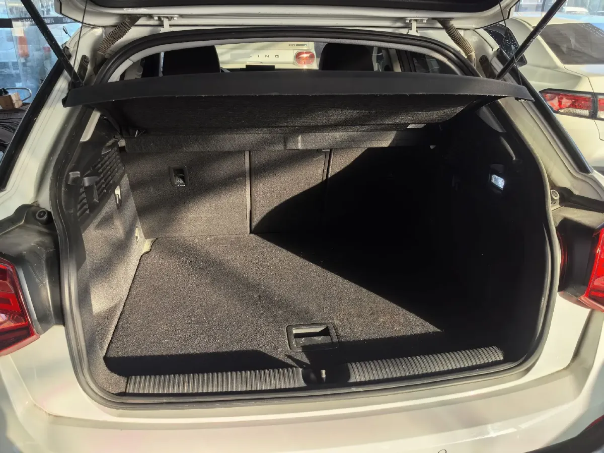 2021 Audi Q2L 1.4T 150HP L4 7DCT,autocango,china used car exporter,china ev exporter,chinese used car exporter,chinese used ev exporter