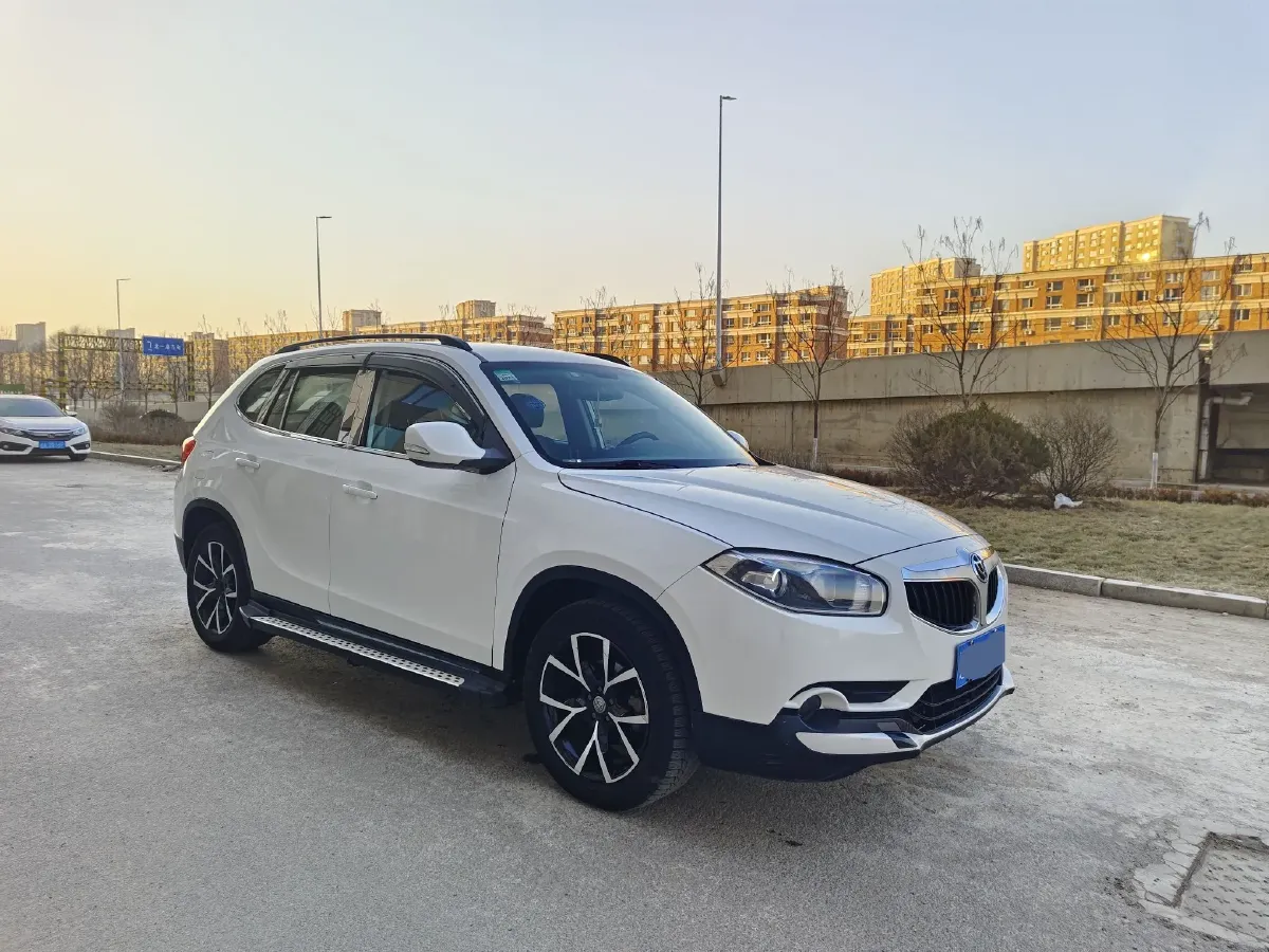 2014 Brilliance Auto V5 1.6L 118HP L4 5AT,autocango,china used car exporter,china ev exporter,chinese used car exporter,chinese used ev exporter