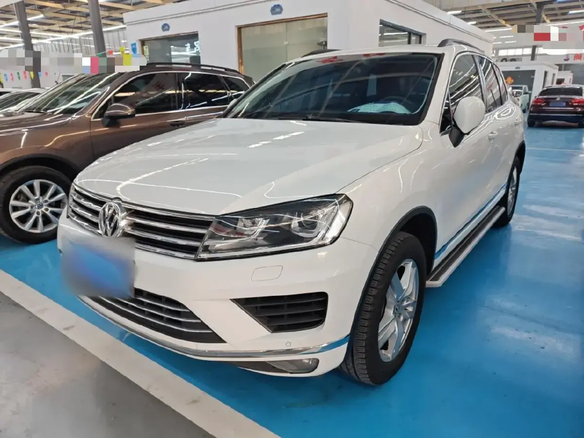 2015 Volkswagen Touareg 3.0T 290HP V6 8AT