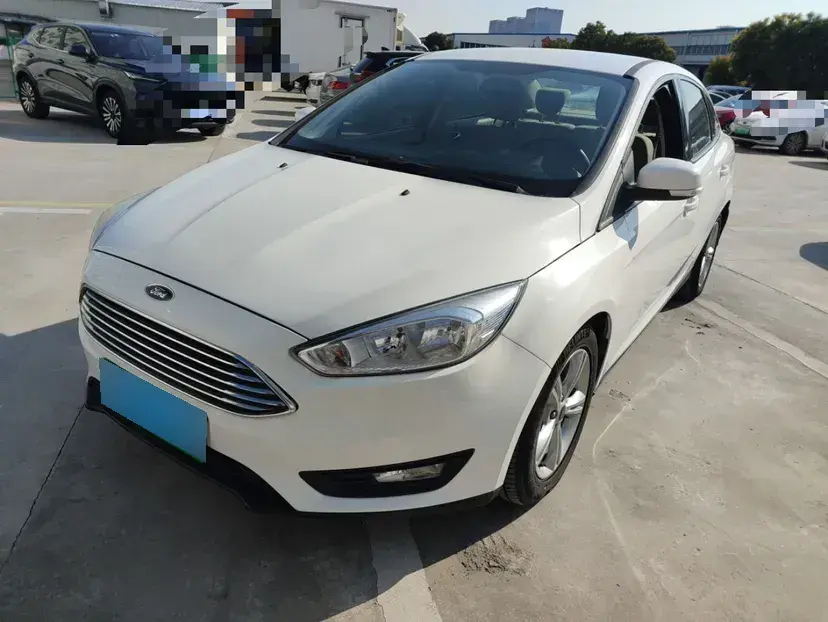 2015 Ford Focus 1.6L 125HP L4 6DCT