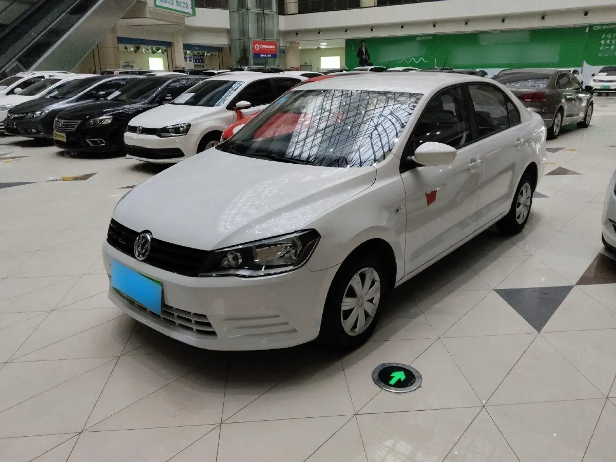 2015 Volkswagen Jetta 1.6L 110HP L4 5MT