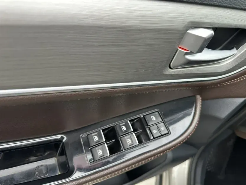 2017 DongFeng Forthing Joyear X5 1.5T 150HP L4 CVT,autocango,china used car exporter,china ev exporter,chinese used car exporter,chinese used ev exporter