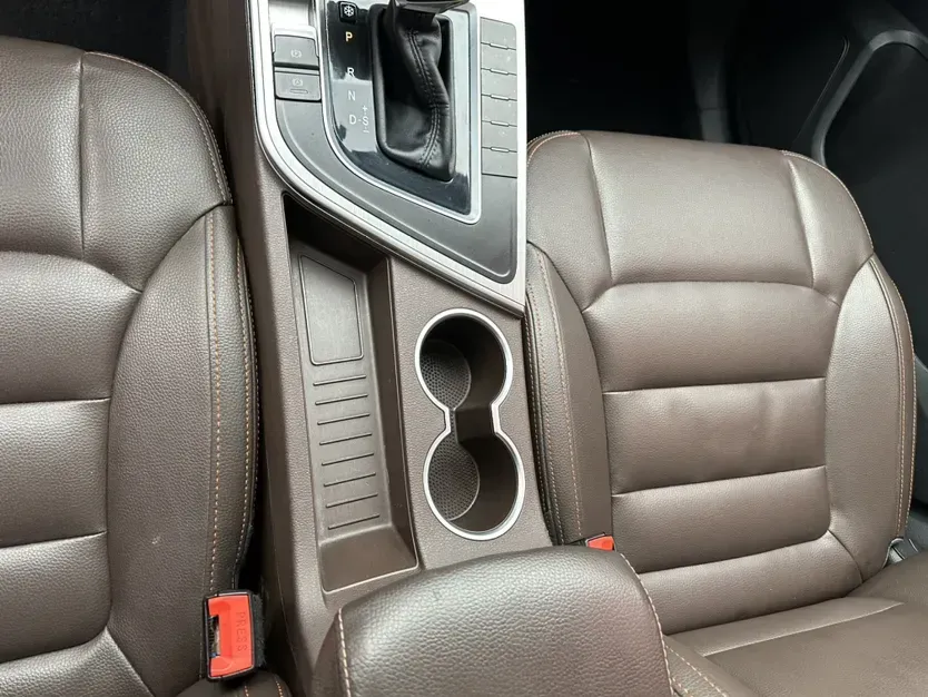 2017 DongFeng Forthing Joyear X5 1.5T 150HP L4 CVT,autocango,china used car exporter,china ev exporter,chinese used car exporter,chinese used ev exporter