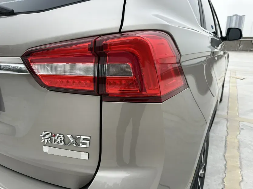 2017 DongFeng Forthing Joyear X5 1.5T 150HP L4 CVT,autocango,china used car exporter,china ev exporter,chinese used car exporter,chinese used ev exporter