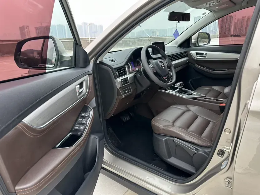 2017 DongFeng Forthing Joyear X5 1.5T 150HP L4 CVT,autocango,china used car exporter,china ev exporter,chinese used car exporter,chinese used ev exporter